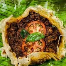 Kizhi Parotta Mutton