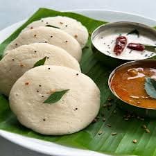 Idli with Chutney & Sambar - Dosa